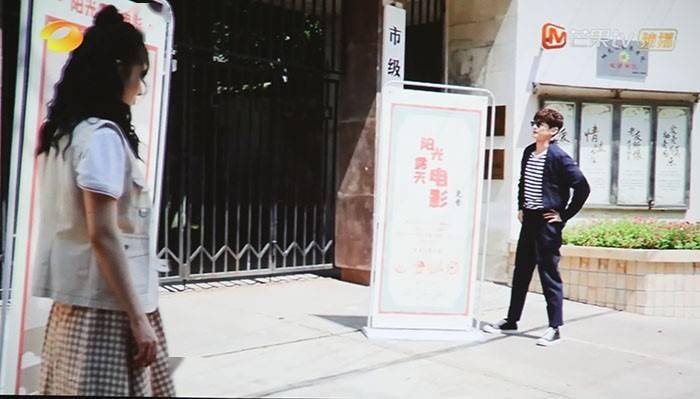 极米 NEW Play 特别版评测:小巧如杯 点满个性的“科技树” 极米 NEW Play 特别版评测:小巧如杯 点满个性的“科技树”