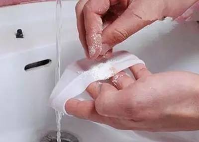 衣服不管染上什么,用这招都能洗掉,收好不用谢! 衣服不管染上什么,用这招都能洗掉,收好不用谢!