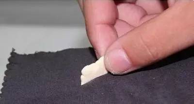 衣服不管染上什么,用这招都能洗掉,收好不用谢! 衣服不管染上什么,用这招都能洗掉,收好不用谢!