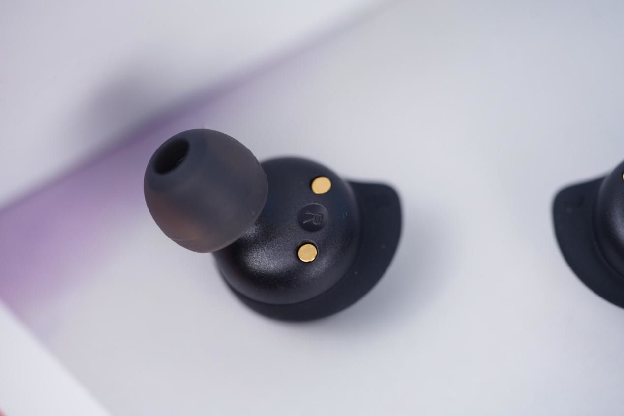 Redmi Buds3青春版无线耳机首发评测：续航、降噪小惊喜