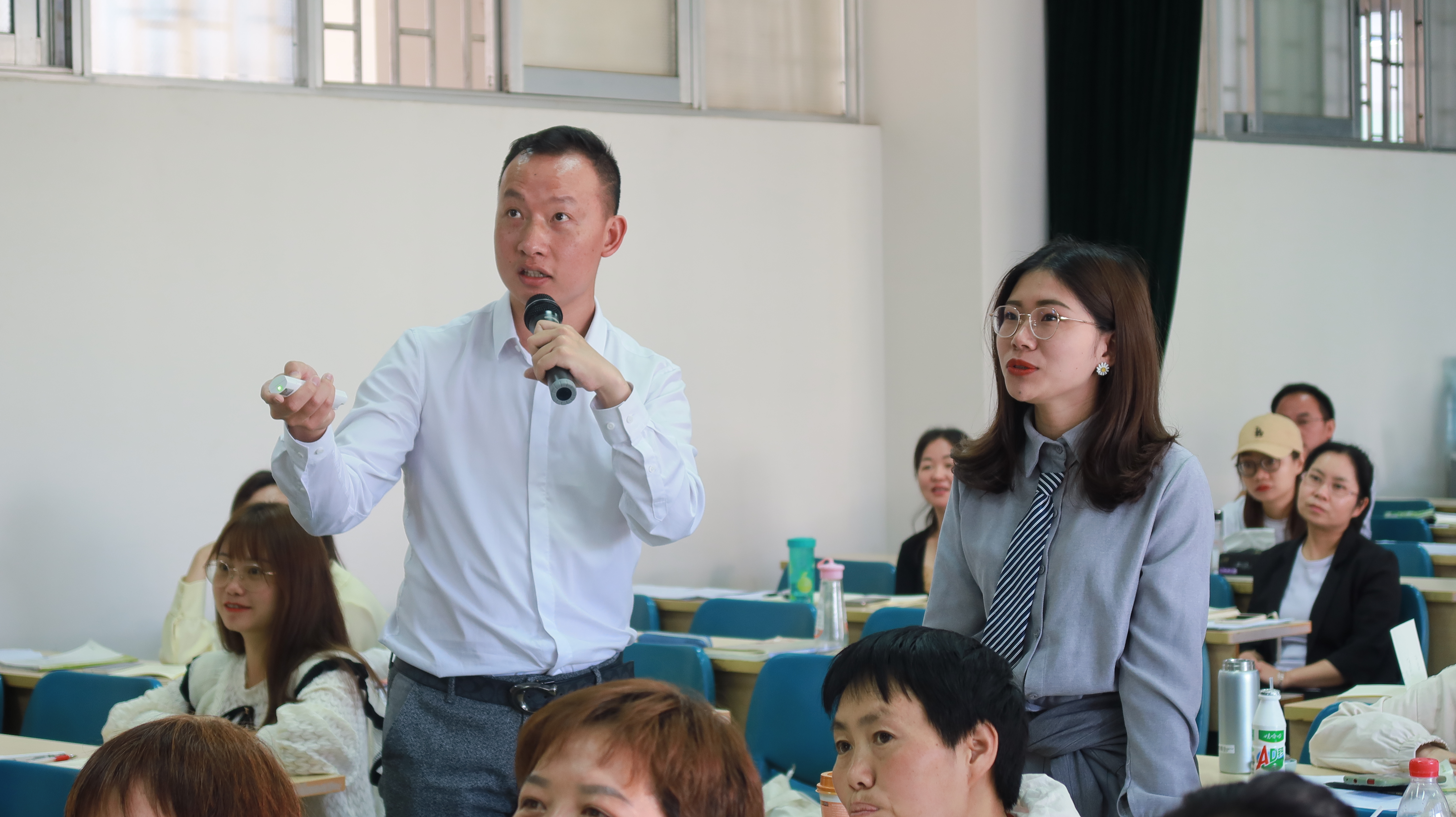 昆明市幼儿园园长培训超能大脑报告会14 EvznMz