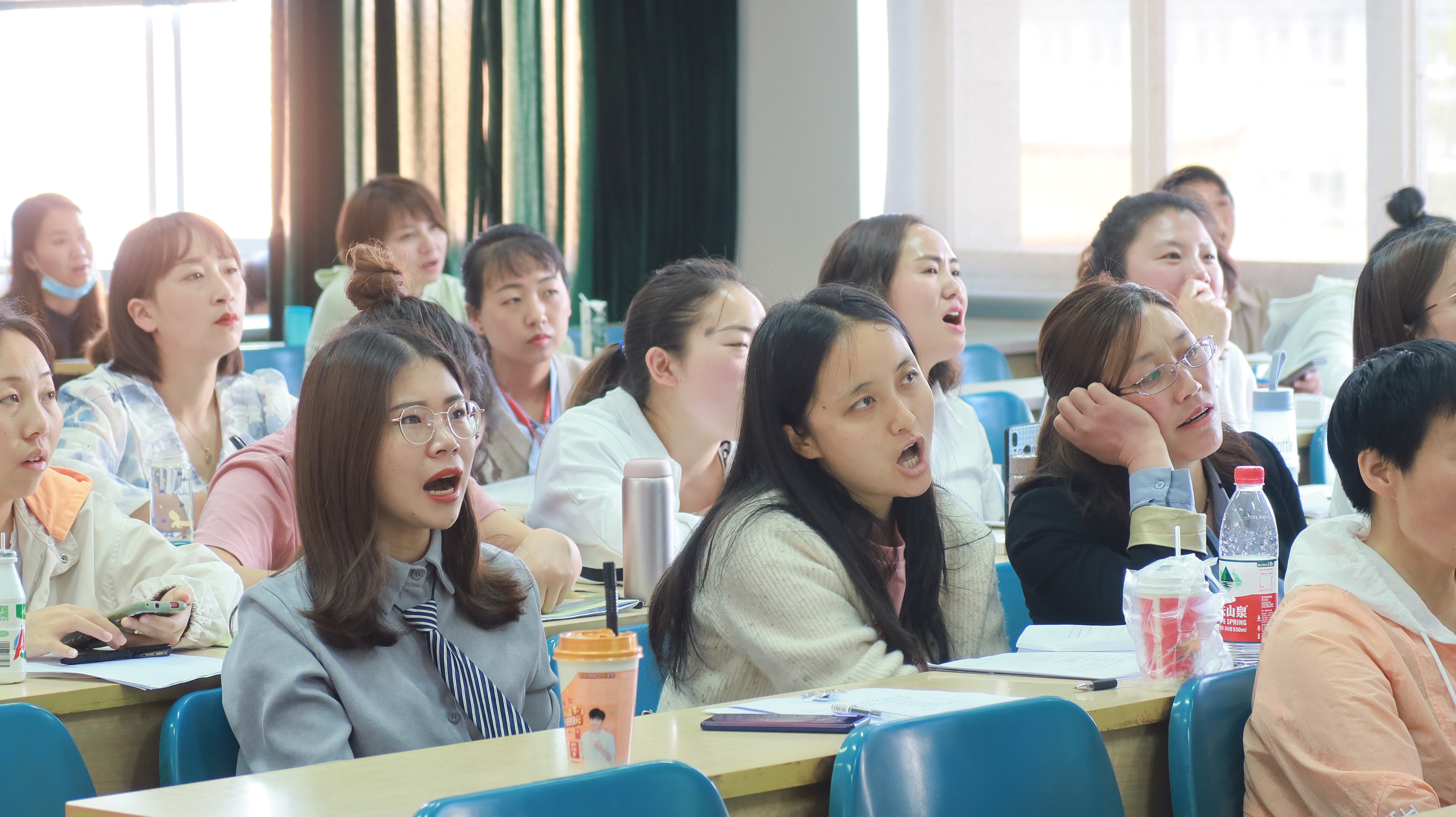 昆明市幼儿园园长培训超能大脑报告会16 ECrcbP