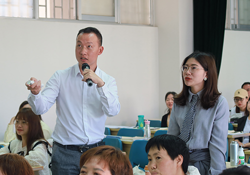 昆明市幼儿园园长培训“脑科学之打造超能大脑”报告会[原片打开较慢]-野峰窝