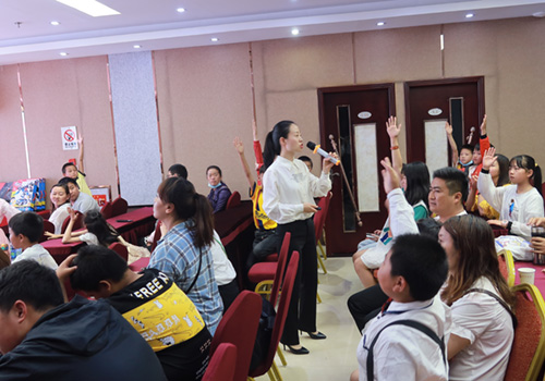 昆明莲花宾馆“脑科学之打造超能大脑”报告会特色图3 8XnUIO