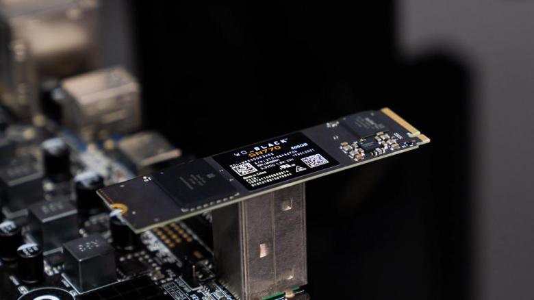 性能不错,WD_BLACK SN770 PCIe4.0 固态硬盘开箱 性能不错,WD_BLACK SN770 PCIe4.0 固态硬盘开箱